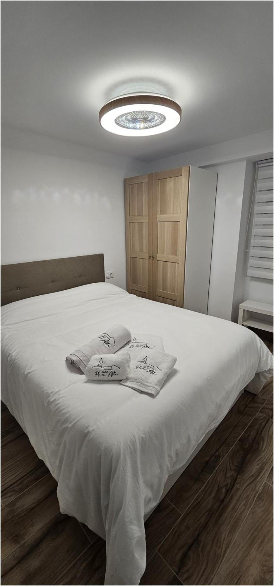 Privatunterkunft Casa Plaza Alta *